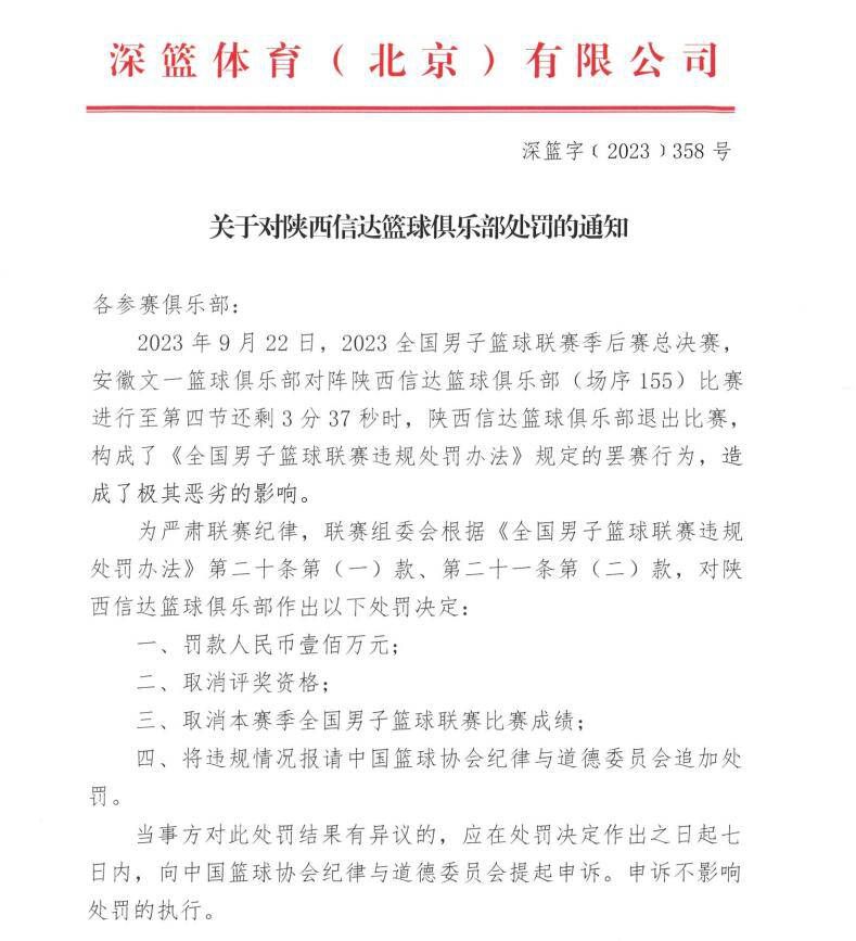 反观叶辰，虽然生长在和平年代，根本就没见过打仗是什么样，但是从小就学习华夏历史上各种典故，对各种战略都有一定的理论基础。